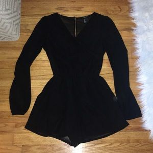 Basic black long sleeve romper!